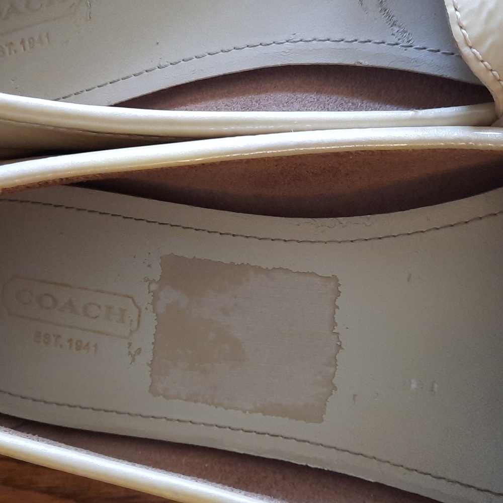 Coach Cream Leather Loafers - Picture 4 of 5